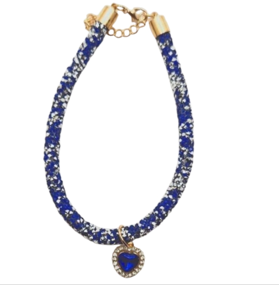 Adjustable Pet Collar with Shiny Artificial Gemstones for Cats and Dogs Size‎ M